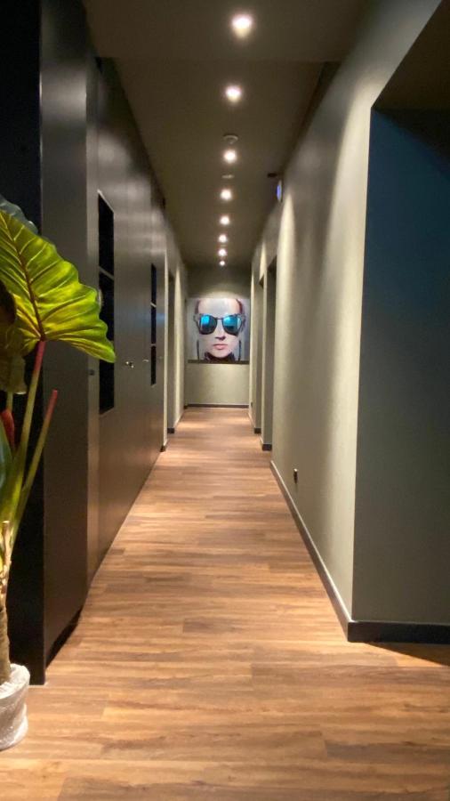 Munich Rooms Hotel Екстер'єр фото