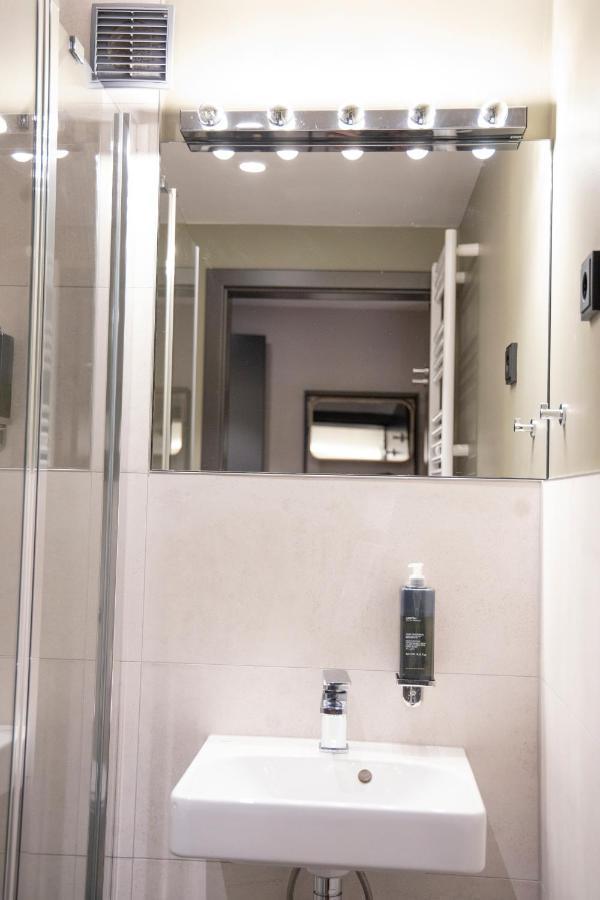 Munich Rooms Hotel Екстер'єр фото